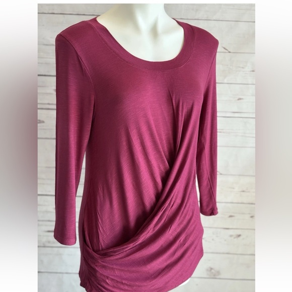 Skinnygirl Fuschia Ruched Front Shirt Size Medium Workout Top 3/4 Sleeve NWOT - Picture 3 of 10